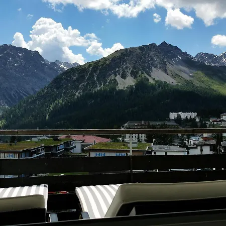 Wunderschoene Mitten In Apartment Arosa